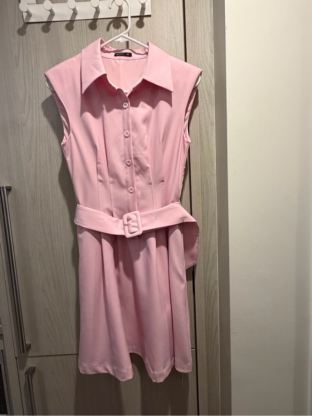 New with Tag Pink Sleeveless Shirt Dress with Shoulder Pads and Belt Size XS